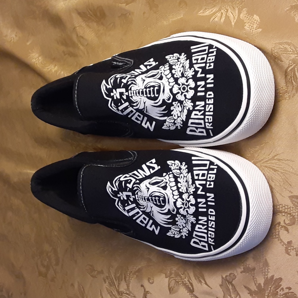MAUI & SONS Slip-On  Men's 12.0 Skull Black/White , Born In Maui- Raised in Cali - Picture 2 of 12